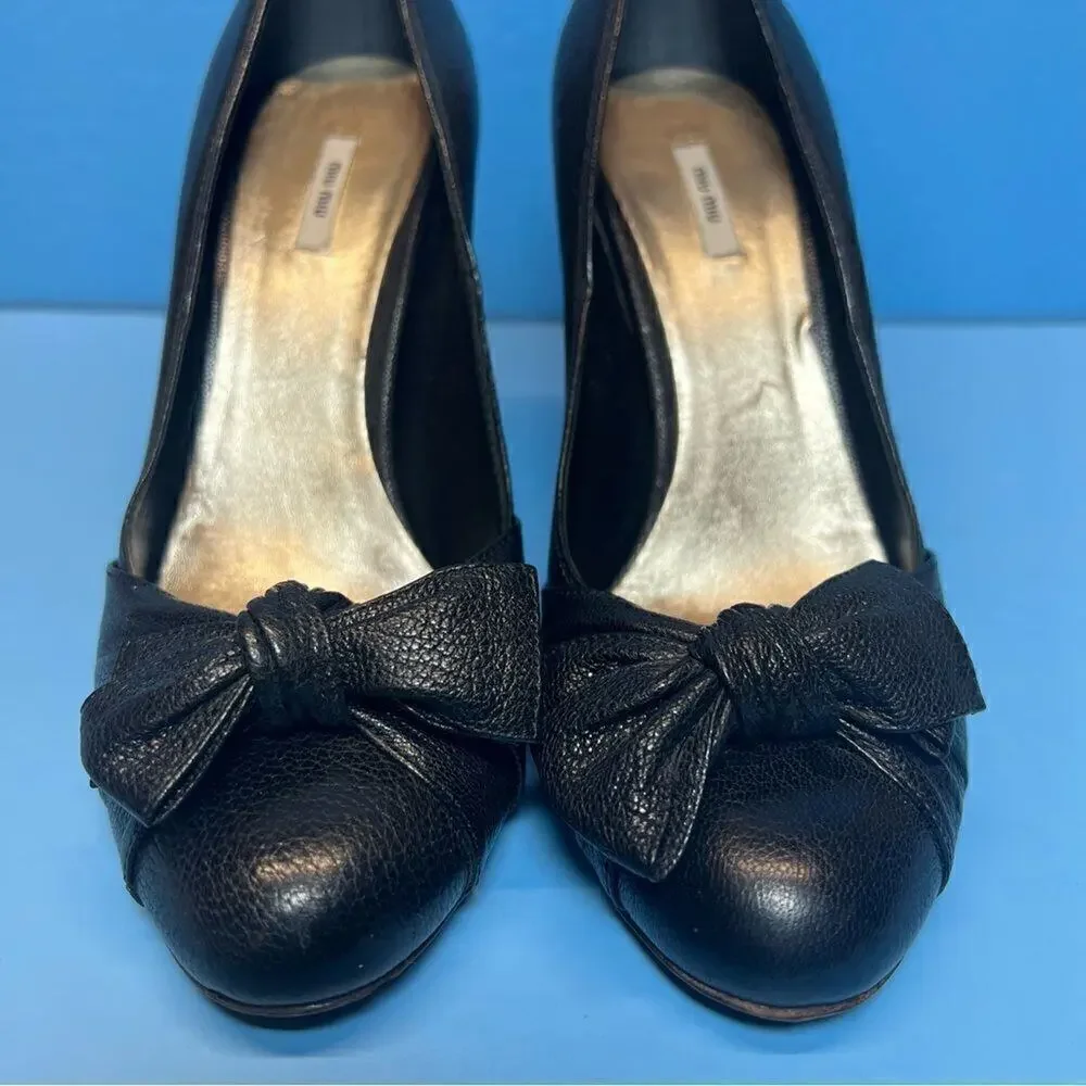 Miu Miu Calzature Donna Pebbled Leather Bow Stiletto Heels‎ Nero EU36 US6